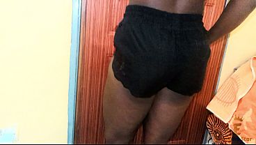 Coroa Africana Convida Sugar Daddy Para O Quarto