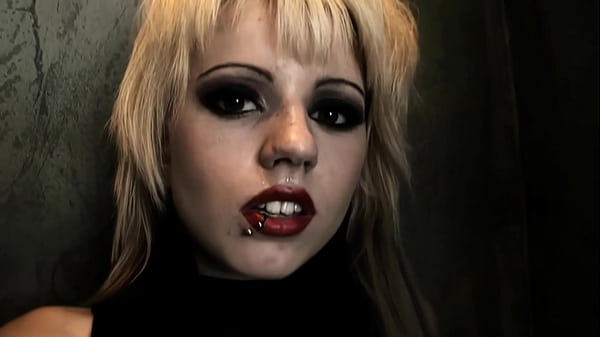 Festa Bdsm De Lexi Belle: Amarrada, Chicoteada E Fodida Sem Parar