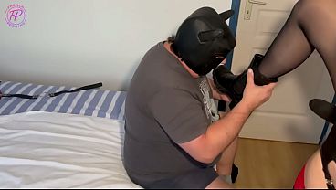 Pov De Leitor Humilhado E Fodido Com Pau Profundo